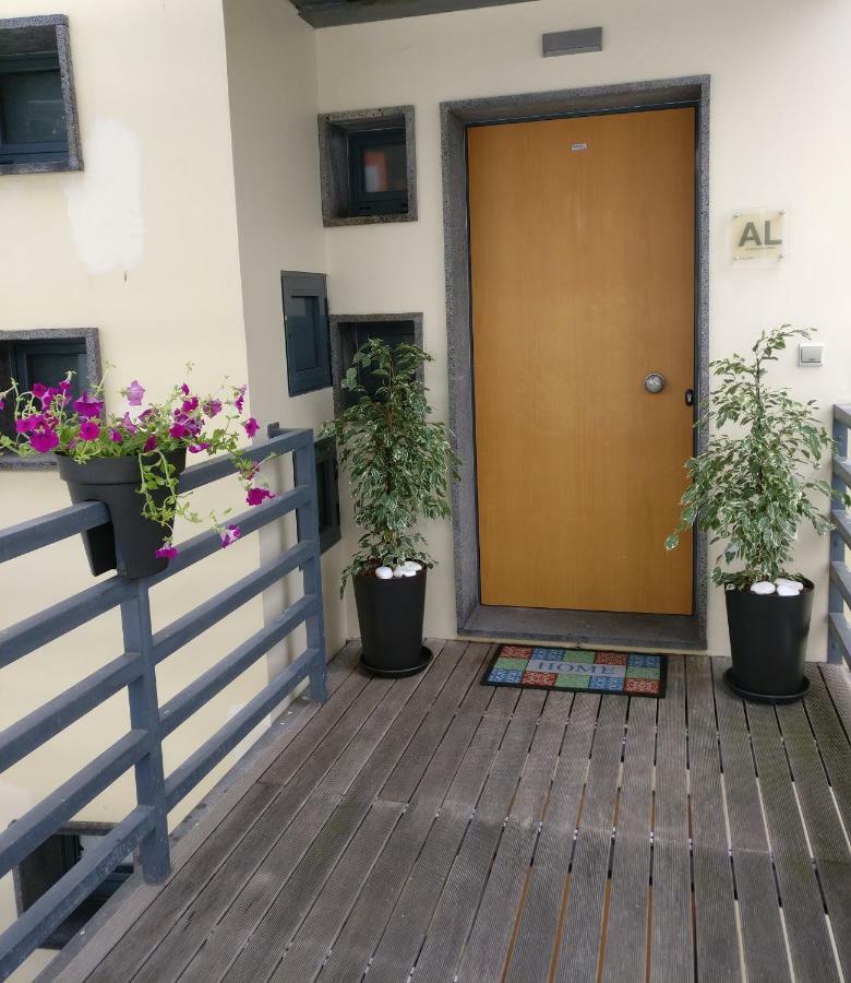 Em-Charming Apartment Ponta Delgada Exterior foto