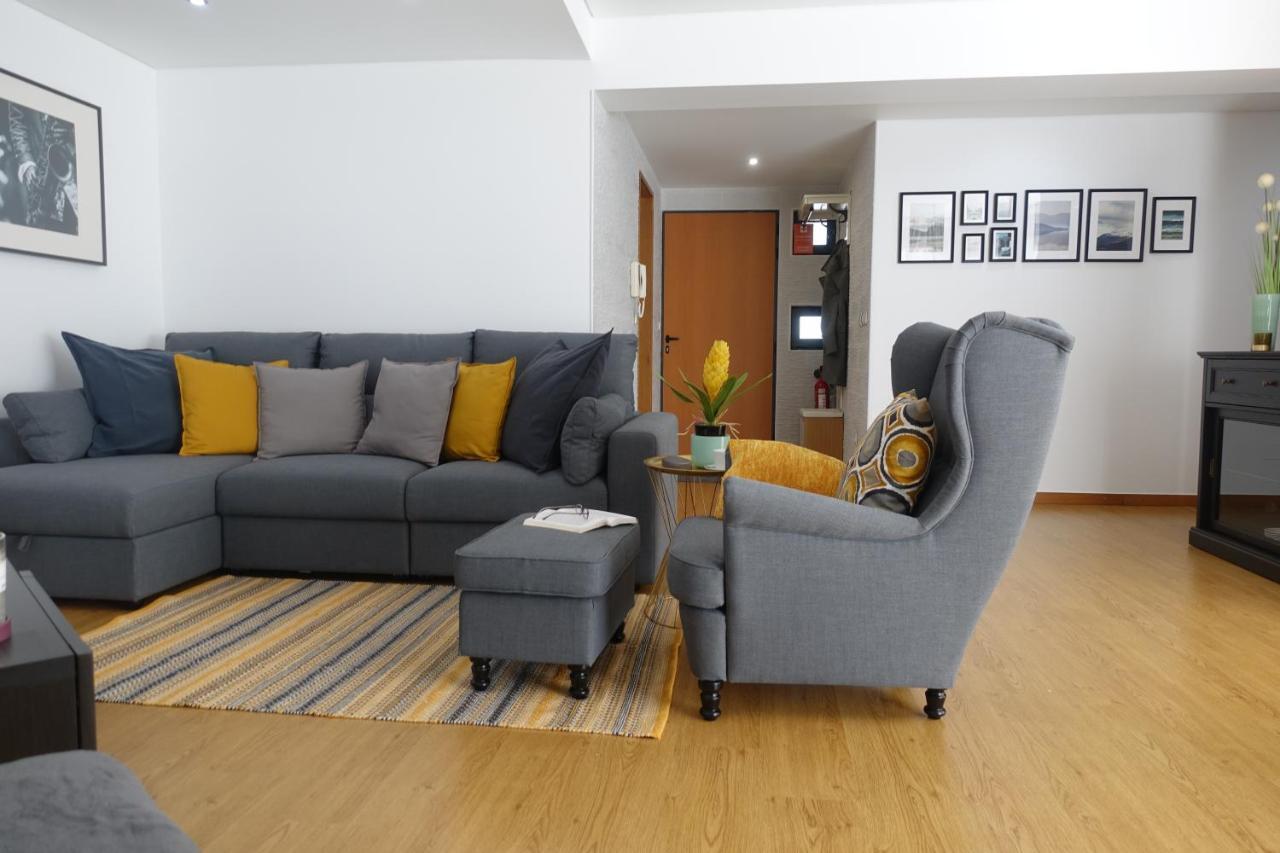 Em-Charming Apartment Ponta Delgada Exterior foto