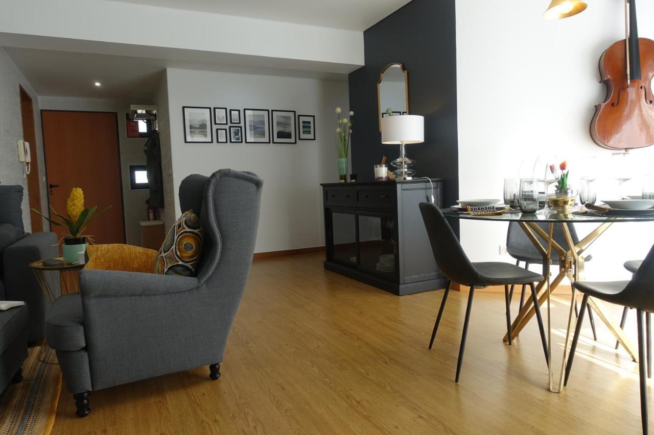 Em-Charming Apartment Ponta Delgada Exterior foto